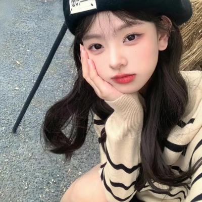 在凡妲的小房间里